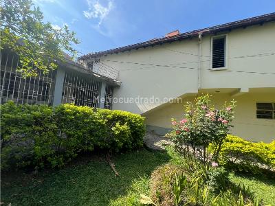 Casa de 5 alcobas en venta en Zuñiga, Medellín, 1300 m² · foto 7 de 20