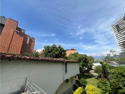 Casa de 5 alcobas en venta en Zuñiga, Medellín, 1300 m² · foto 18 de 20