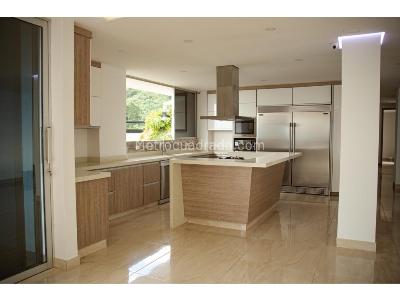 Casa de 4 alcobas en venta en Las Palmas, Medellín, 1636 m² · foto 19 de 19