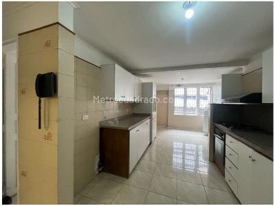 Apartamento de 4 alcobas en venta en Suramerica, Medellín, 243 m² · foto 2 de 16