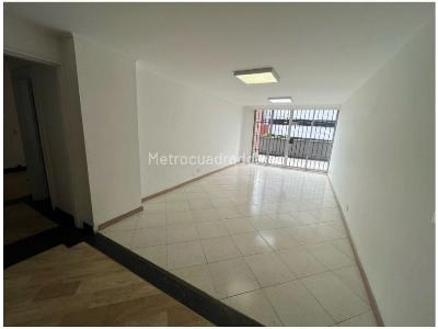 Apartamento de 4 alcobas en venta en Suramerica, Medellín, 243 m² · foto 4 de 16