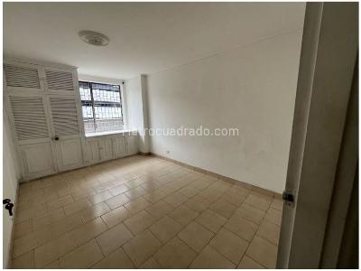 Apartamento de 4 alcobas en venta en Suramerica, Medellín, 243 m² · foto 8 de 16