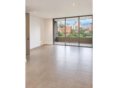 Apartamento de 3 alcobas en venta en Loma Benedictinos, Medellín, 150 m² · foto 3 de 20