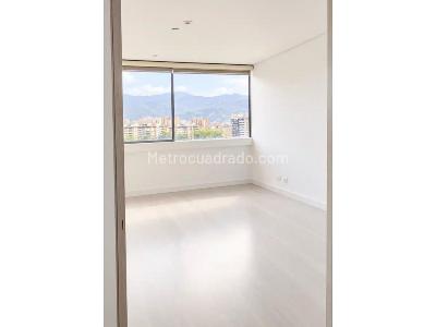 Apartamento de 3 alcobas en venta en Loma Benedictinos, Medellín, 150 m² · foto 9 de 20