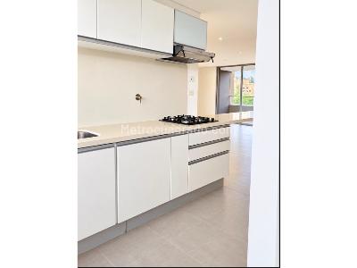 Apartamento de 3 alcobas en venta en Loma Benedictinos, Medellín, 150 m² · foto 17 de 20