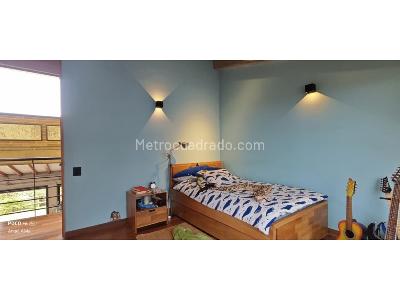 Casa de 4 alcobas en venta en Loma Del Escobero, Medellín, 1800 m² · foto 14 de 20