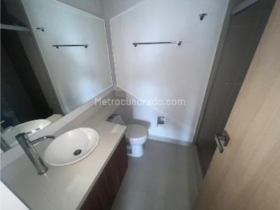 Apartamento de 3 alcobas en arriendo en Zuñiga, Medellín, 114 m² · foto 18 de 20