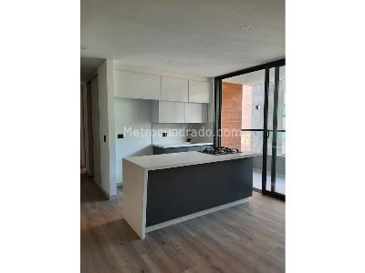 Apartamento de 2 alcobas en venta en Cumbres, Medellín, 82 m² · foto 3 de 11