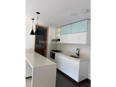 Apartamento en venta en Loma Del Chocho, Medellín · foto 2 de 10