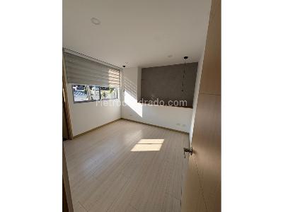 Apartamento en venta en Loma Del Chocho, Medellín · foto 4 de 10
