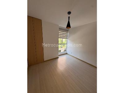 Apartamento en venta en Loma Del Chocho, Medellín · foto 8 de 10