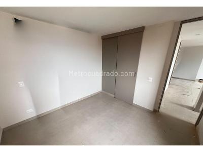 Apartamento de 3 alcobas en arriendo en Loma De Los Gonzalez, Medellín, 75 m² · foto 5 de 13