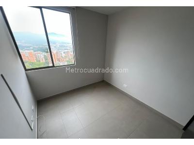 Apartamento de 3 alcobas en arriendo en Loma De Los Gonzalez, Medellín, 75 m² · foto 9 de 13
