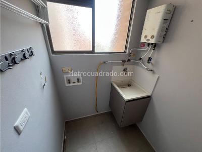 Apartamento de 3 alcobas en arriendo en Loma De Los Gonzalez, Medellín, 75 m² · foto 13 de 13