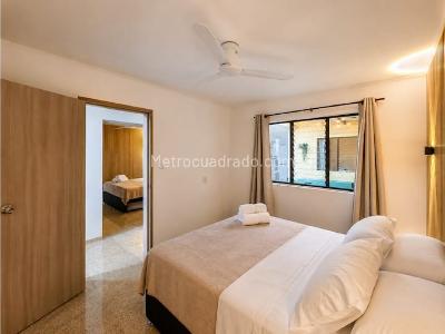 Casa de 5 alcobas en venta en El Dorado, Medellín, 227 m² · foto 15 de 20