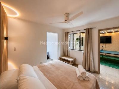 Casa de 5 alcobas en venta en El Dorado, Medellín, 227 m² · foto 19 de 20