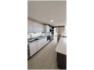 Apartamento de 3 alcobas en venta en La Calera, Medellín, 245 m² · foto 10 de 20