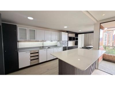 Apartamento de 3 alcobas en venta en La Calera, Medellín, 245 m² · foto 6 de 20