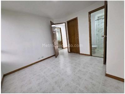 Apartamento en venta en Patio Bonito, Medellín · foto 4 de 10