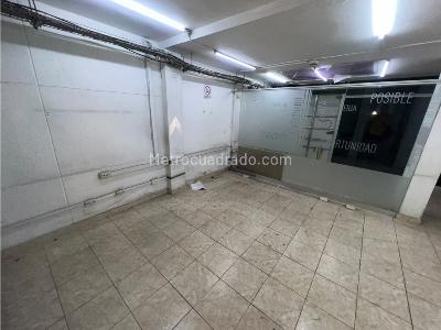 Casa de 5 alcobas en venta en Laureles, Medellín, 384 m² · foto 12 de 20