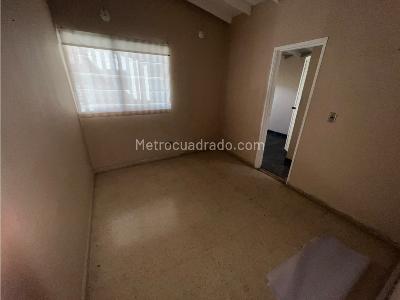Casa de 5 alcobas en venta en Laureles, Medellín, 384 m² · foto 13 de 20