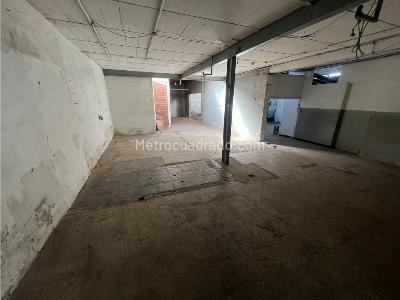 Casa de 5 alcobas en venta en Laureles, Medellín, 384 m² · foto 3 de 20