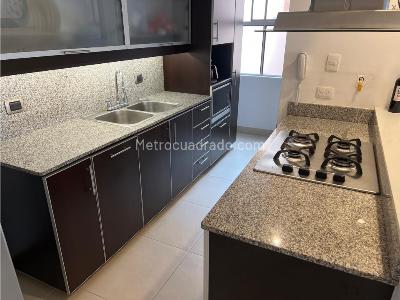 Apartamento de 3 alcobas en arriendo en Loma Benedictinos, Medellín, 118 m² · foto 9 de 20