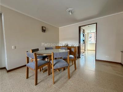 Apartamento de 3 alcobas en venta en Laureles ( Conquistadores ), Medellín, 127 m² · foto 13 de 14