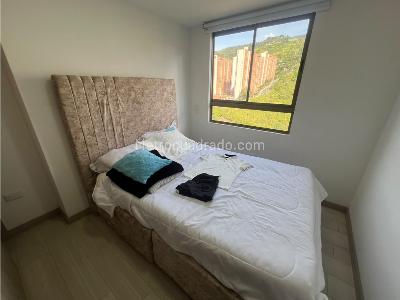 Apartamento de 3 alcobas en venta en Alto De Las Flores, Medellín, 86 m² · foto 14 de 20