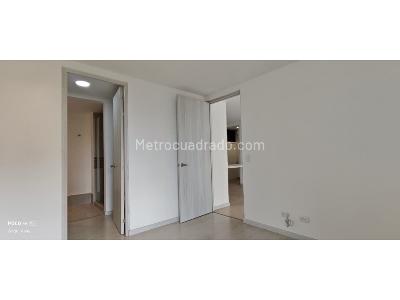 Apartamento de 2 alcobas en venta en Loma Televid, Medellín, 74 m² · foto 9 de 19
