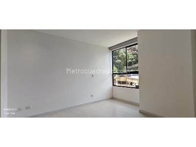 Apartamento de 2 alcobas en venta en Loma Televid, Medellín, 74 m² · foto 10 de 19