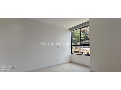 Apartamento de 2 alcobas en venta en Loma Televid, Medellín, 74 m² · foto 11 de 19