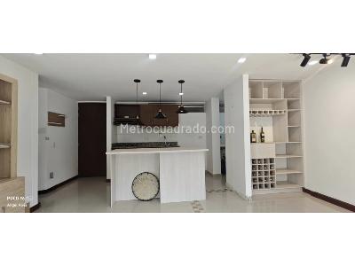 Apartamento de 2 alcobas en arriendo en Loma Del Indio, Medellín, 60 m² · foto 2 de 20