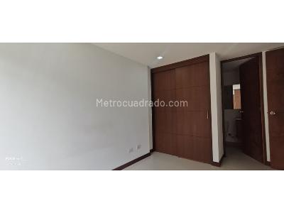 Apartamento de 2 alcobas en arriendo en Loma Del Indio, Medellín, 60 m² · foto 8 de 20