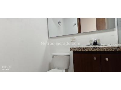 Apartamento de 2 alcobas en arriendo en Loma Del Indio, Medellín, 60 m² · foto 15 de 20