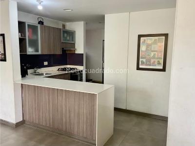 Apartamento de 3 alcobas en venta en Ciudad Del Rio, Medellín, 170 m² · foto 2 de 19