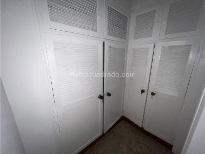 Apartamento de 3 alcobas en arriendo en Conquistadores, Medellín, 169 m² · foto 11 de 20