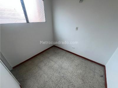 Apartamento de 3 alcobas en arriendo en Conquistadores, Medellín, 169 m² · foto 13 de 20