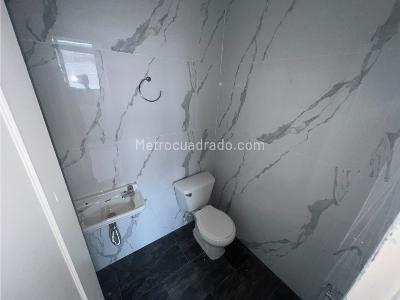 Apartamento de 3 alcobas en arriendo en Conquistadores, Medellín, 169 m² · foto 14 de 20