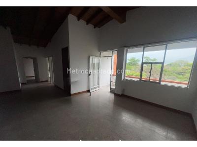 Apartamento de 3 alcobas en arriendo en Conquistadores, Medellín, 169 m² · foto 16 de 20