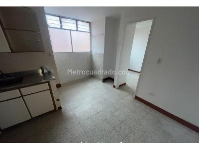 Apartamento de 3 alcobas en arriendo en Conquistadores, Medellín, 169 m² · foto 18 de 20
