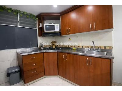 Apartamento de 2 alcobas en arriendo en Loma Del Indio, Medellín, 65 m² · foto 4 de 14