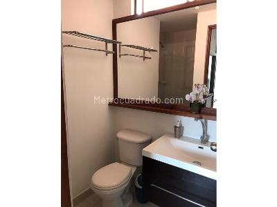Apartamento de 2 alcobas en arriendo en Poblado (Provenza), Medellín, 95 m² · foto 10 de 11