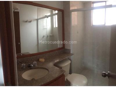 Apartamento de 2 alcobas en arriendo en Poblado (Provenza), Medellín, 95 m² · foto 11 de 11