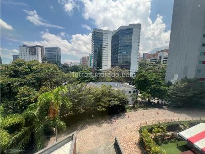Local Comercial en Arriendo, Milla De Oro, Medellín