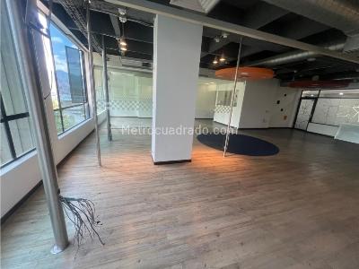 Office for rent in Milla De Oro, Medellín