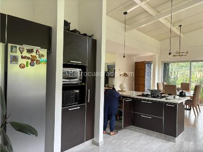 Casa de 4 alcobas en venta en Rionegro, Medellín · foto 8 de 20
