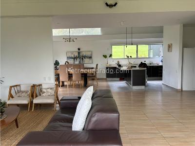 Casa de 4 alcobas en venta en Rionegro, Medellín · foto 9 de 20