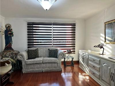 Apartamento de 3 alcobas en venta en Castropol, Medellín, 226 m² · foto 6 de 16