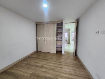 Apartamento de 3 alcobas en arriendo en Segundo Parque De Laureles, Medellín, 118 m² · foto 15 de 20